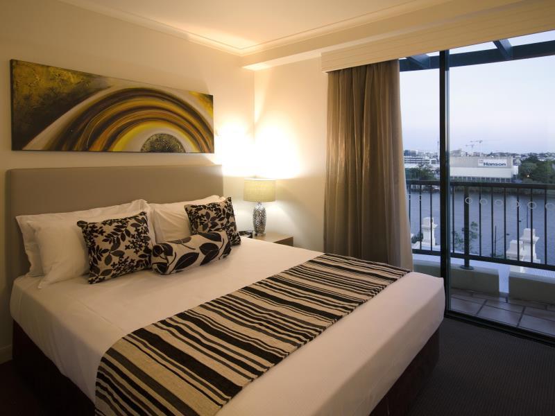 Central Cosmo Apartment Hotel Brisbane Eksteriør billede